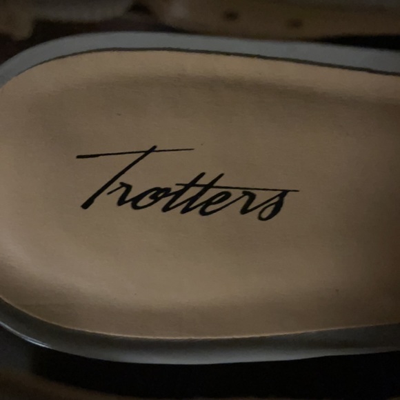 12WW TROTTERS DEAS Slingback pumps - Picture 4 of 13